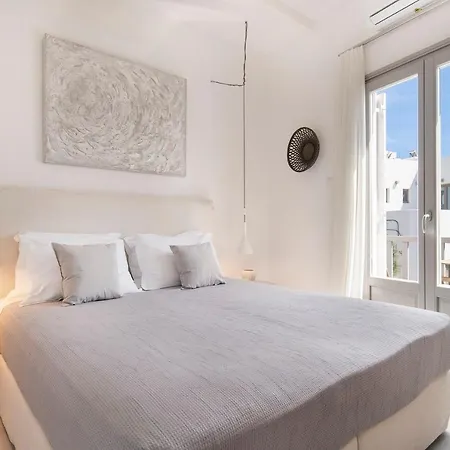 Brand New Cozy With Balcony At The Center Of Apartament