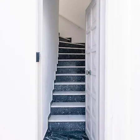 Brand New Cozy With Balcony At The Center Of شقة ناوسا